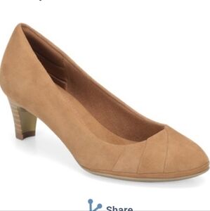 NEW Euro By Sofft Womens Tellis Leather Heels Pump Shoes sz 10M